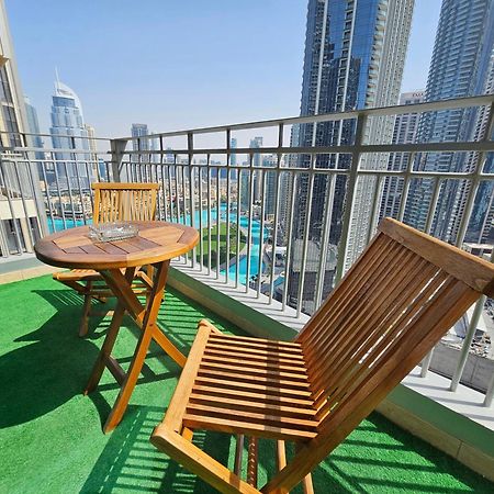 Trinity Holiday Homes - Standpoint Tower Downtown Dubai Eksteriør bilde